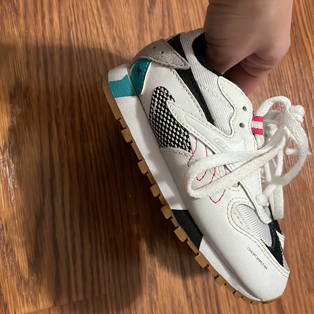 Toddler Reebok Size 8